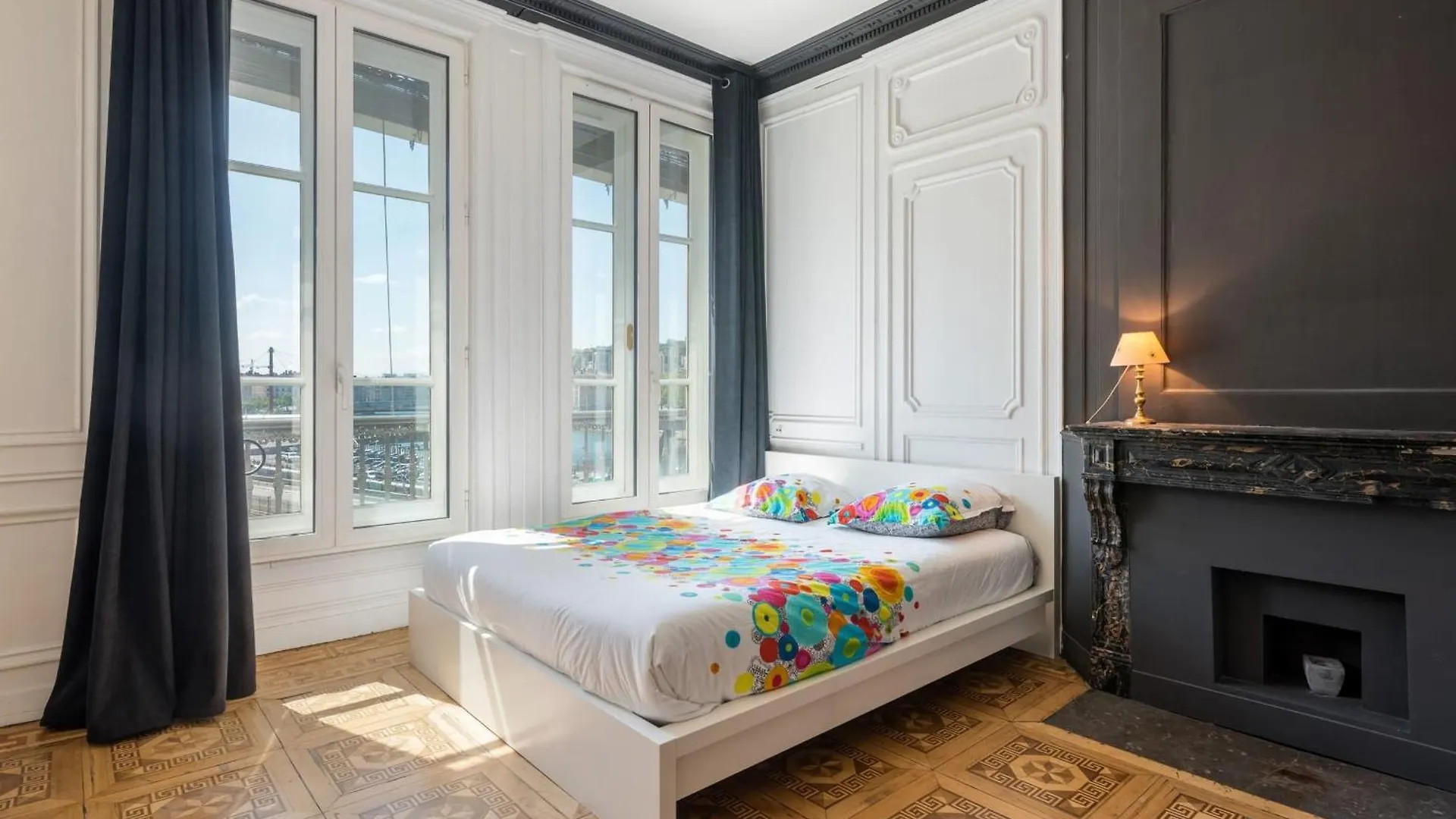 Апартаменты Le Trompettiste - Newly Refurbished Flat Лион Франция