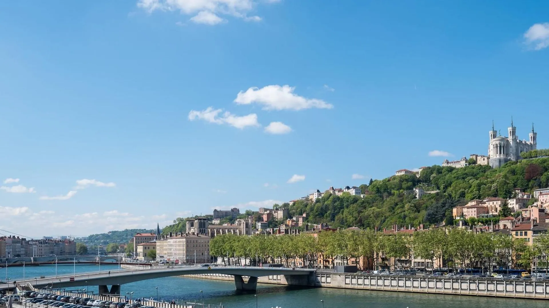 Апартаменты Le Trompettiste - Newly Refurbished Flat Лион